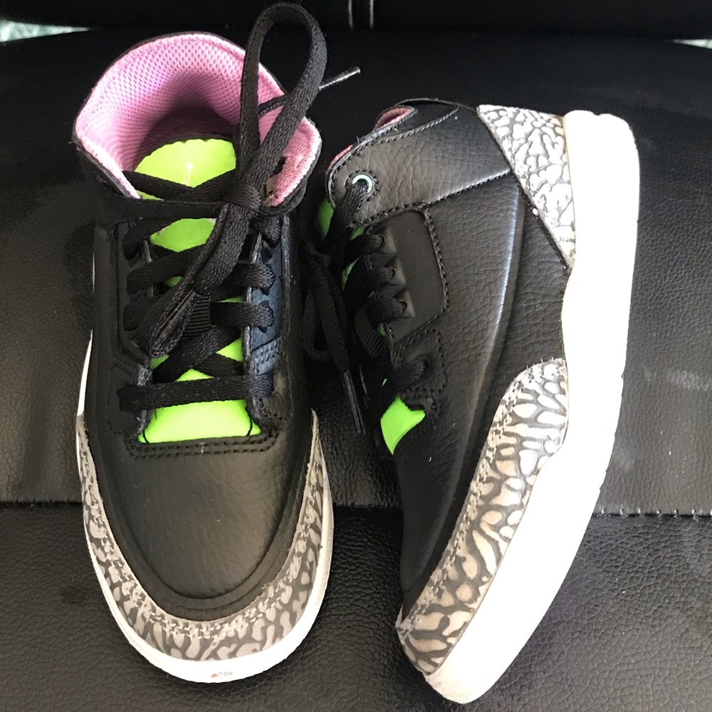Girls Air Jordan 3 Retro GS ‘Electric Green’ Size 11C